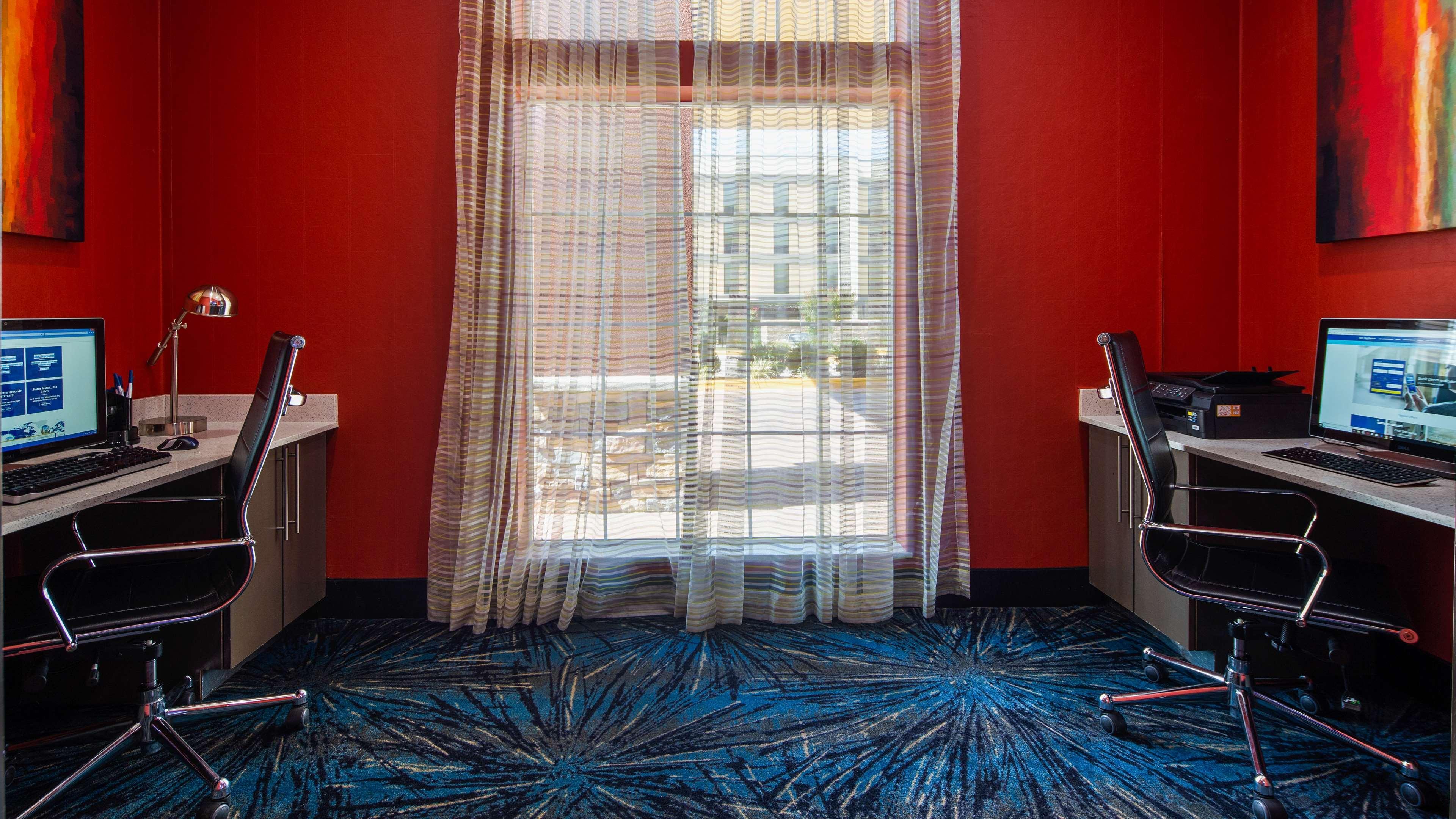 Best Western Plus Inn Of Маскогі Екстер'єр фото